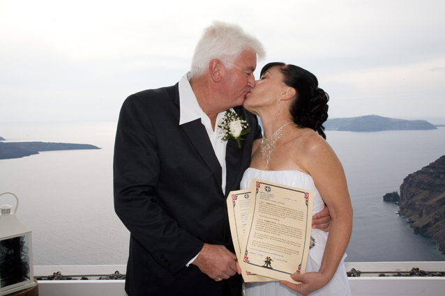 Wedding in Santorini Sun Rocks